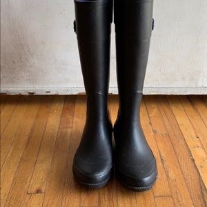 NWOT Hilfiger Black Winter Rain Boots 6